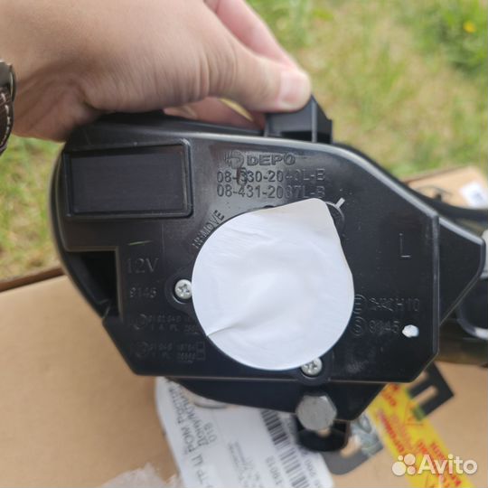 Противотуманка Форд Куга