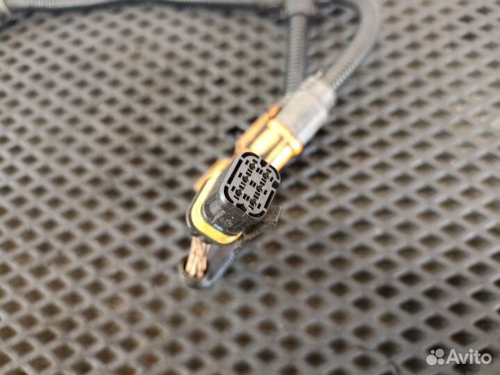 81254536856 Провод датчика износа колодок