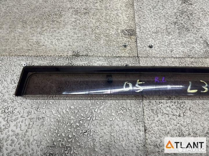 Ветровик задний левый daihatsu tanto