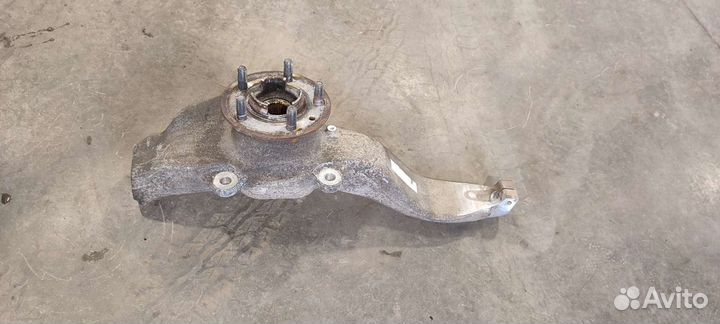 Поворотный кулак рендж Ровер л405