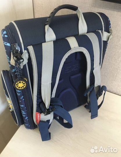 Школьный рюкзак grizzly