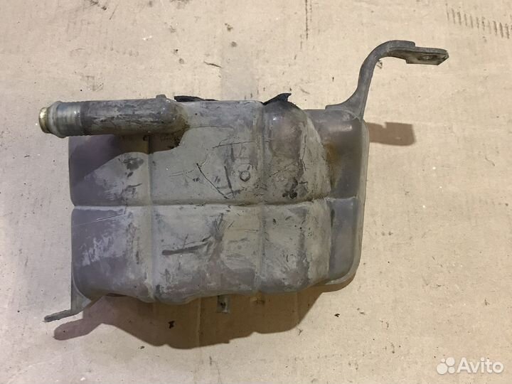 Расширительный бачок Форд Эскорт