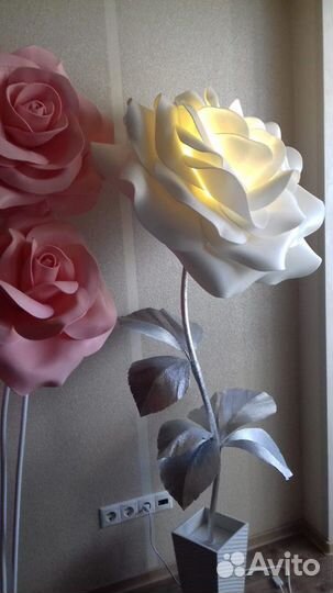 Торшер с подсветкой