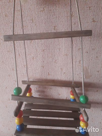 Продам качель детскую + мяч в подарок