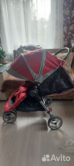 Прогулочная коляска by baby jogger