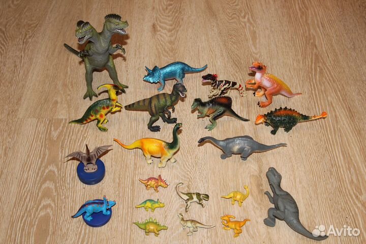 Динозавры фигурки