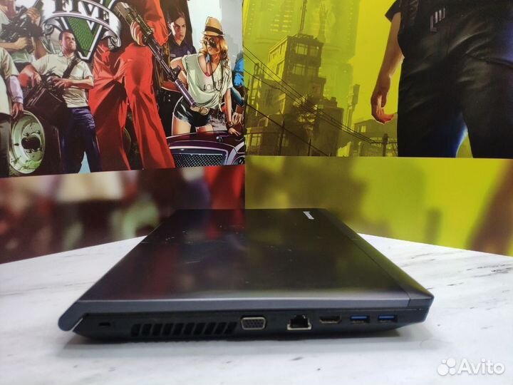 Игровой ноутбук Lenovo i3/8gb/500gb/2 видеокарты