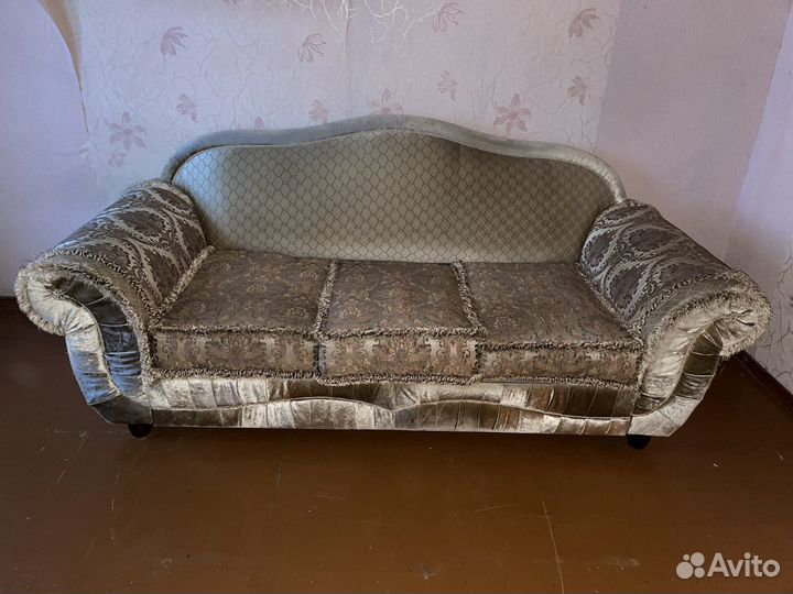 Диван и кресло