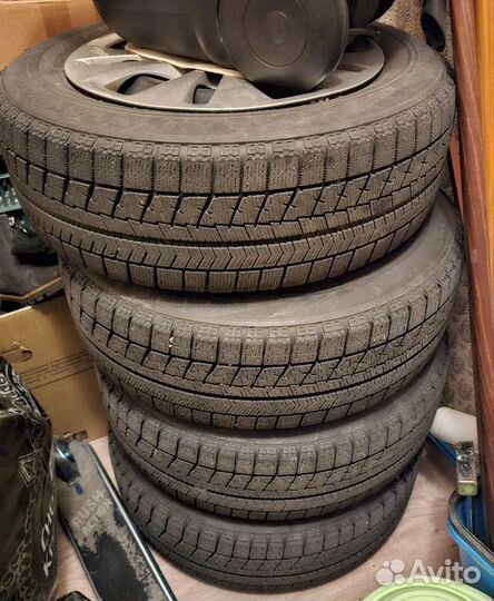 Bridgestone Blizzak VRX 185/65 R15