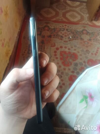 Samsung Galaxy J6 (2018), 2/32 ГБ