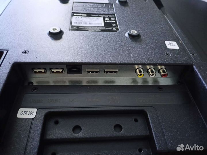 Телевизор smart TV 32дюйма