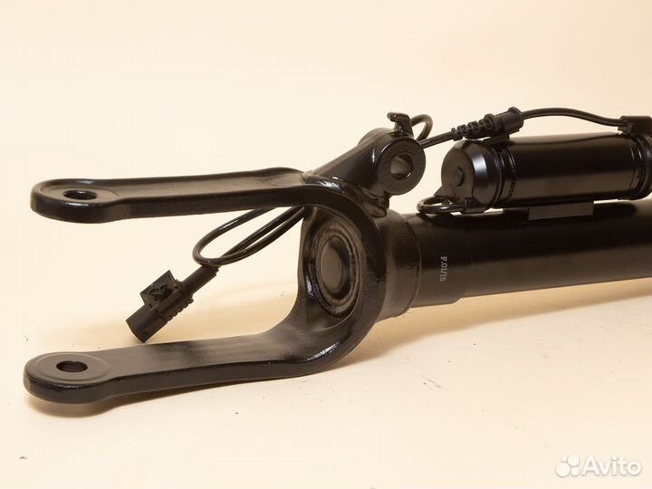 Передний амортизатор Mercedes R-class W251 с ADS