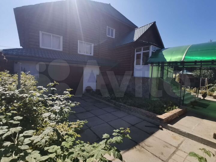 Дом 140 м² на участке 12 сот.