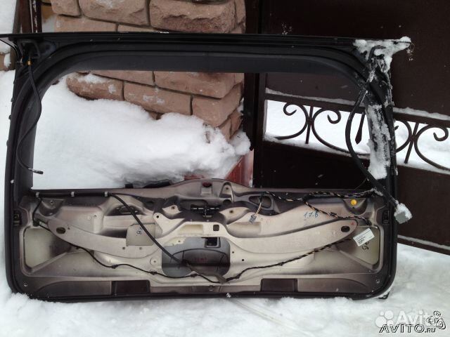 Продам дверь багажника для volvo XC 70