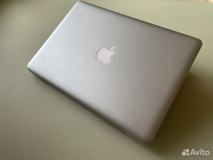 Apple MacBook Pro 13 2012 mid
