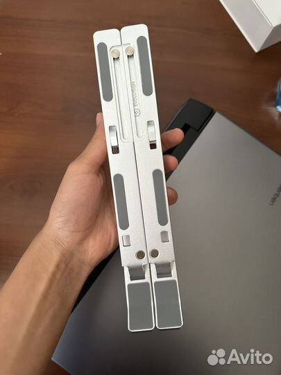 Подставка для ноутбука алюминиевая