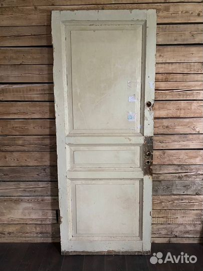 Старинная дверь