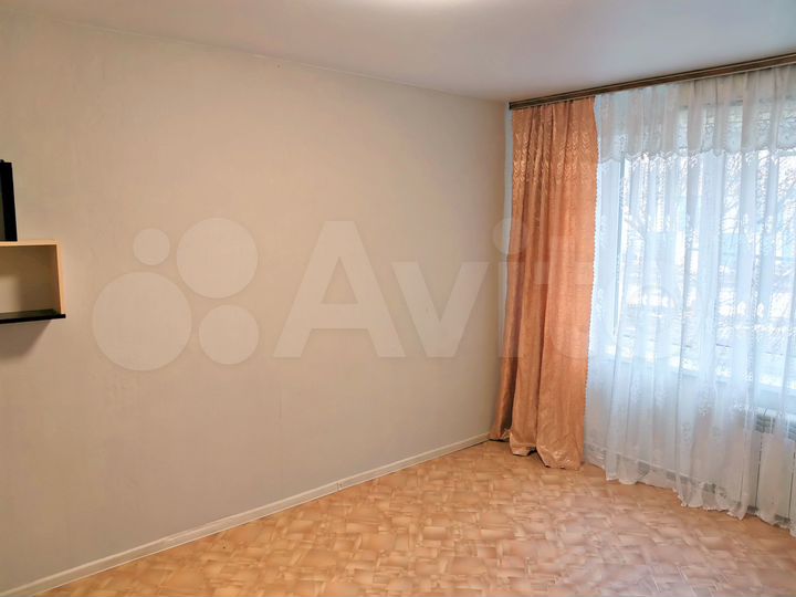 2-к. квартира, 49 м², 1/5 эт.