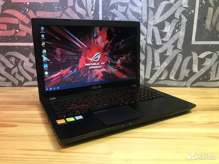 Игровой ноутбук Asus GTX1050/i5/8gb/SSD M2