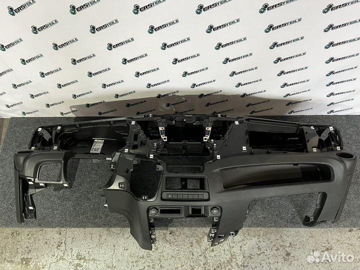 Передняя панель (торпедо) Iveco Daily 35S180 2021