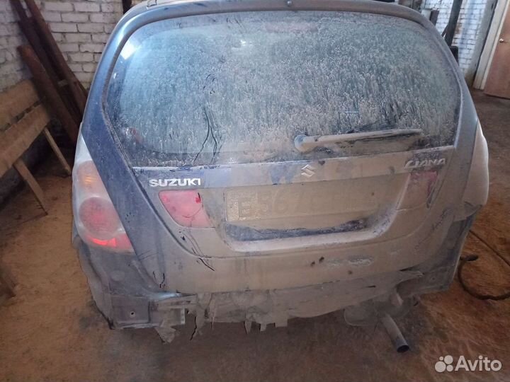 Suzuki Liana 1.6 МТ, 2007, битый, 100 000 км