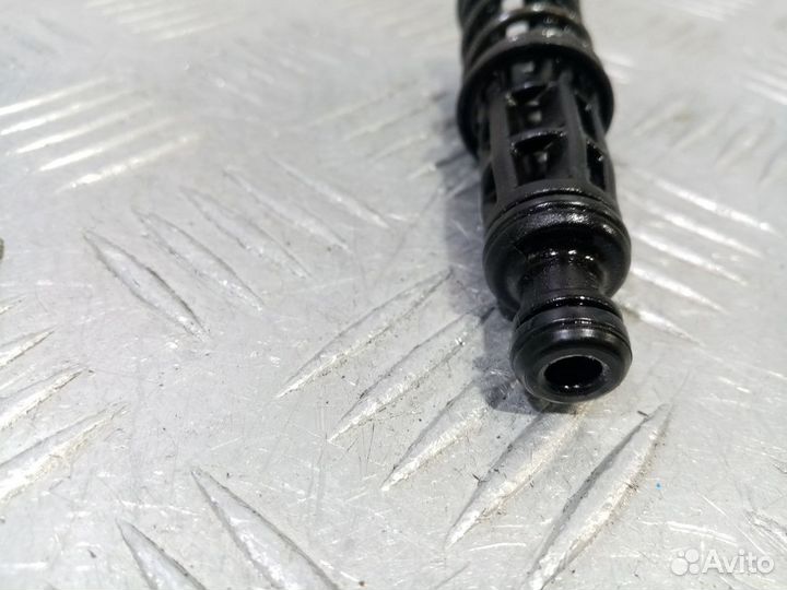 Б/У Трубка масляного фильтра#001