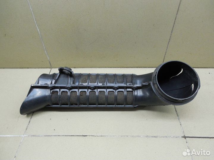 Патрубок воздушного фильтра Fortuner 2015