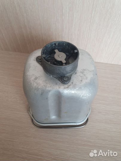 Чаша для хлебопечки редмонд