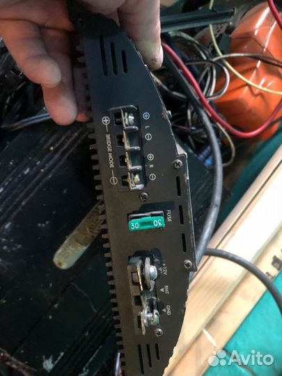 Усилитель для сабвуфера