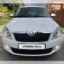 Skoda Fabia 1.6 AT, 2014, 140 000 км, с пробегом, цена 915 000 руб.