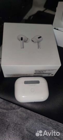 Кейс для airpods pro бу и Кабель USB-Lightning нов