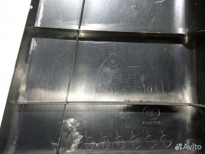 Накладка стойки левая Lexus Nx200 AGZ10