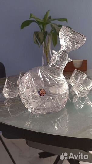 Набор графин и рюмки