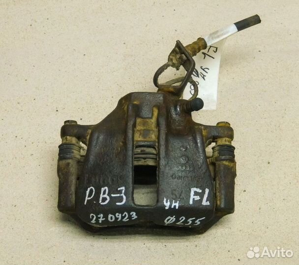 Суппорт передний левый VW Passat B3 1.8