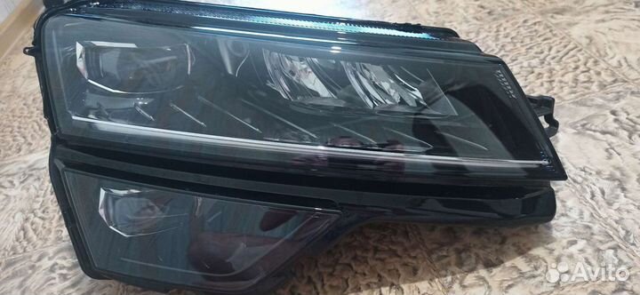 Фара правая Шкода Карок Full Led 57b941016d