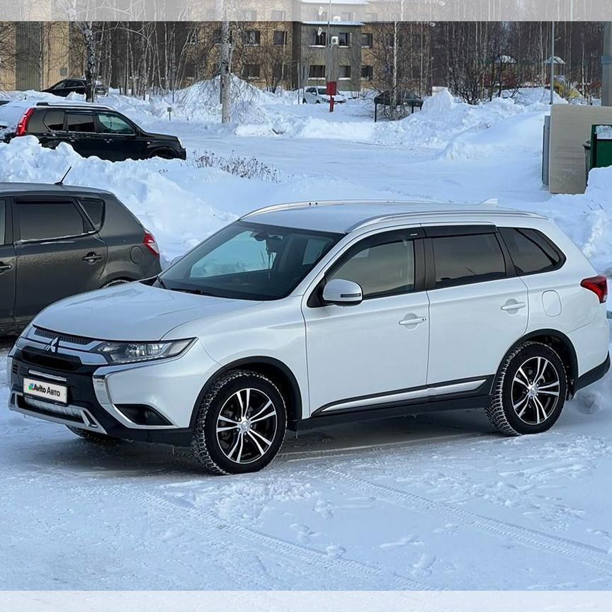 Купить Mitsubishi 🚘 от 100 000 ₽ в Ханты-Мансийском АО