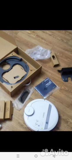 Робот пылесос моющий со станцией