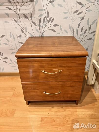 Тумба прикроватная бу