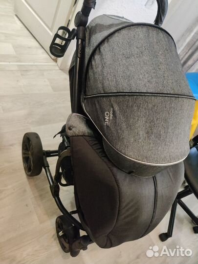 Коляска bubago model one