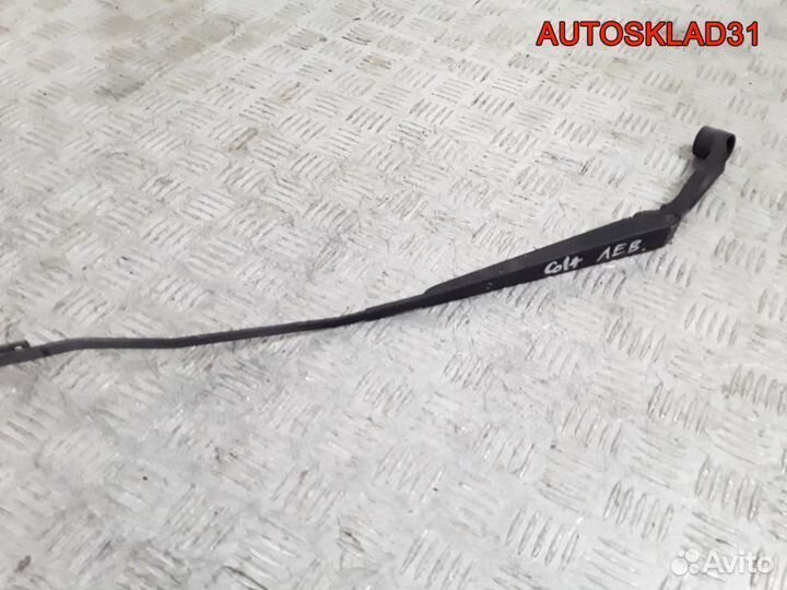 Поводок стеклоочистителя левый Mitsubishi Colt Z3