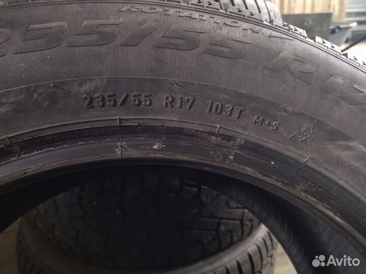 Pirelli Ice Zero 235/55 R17 103T