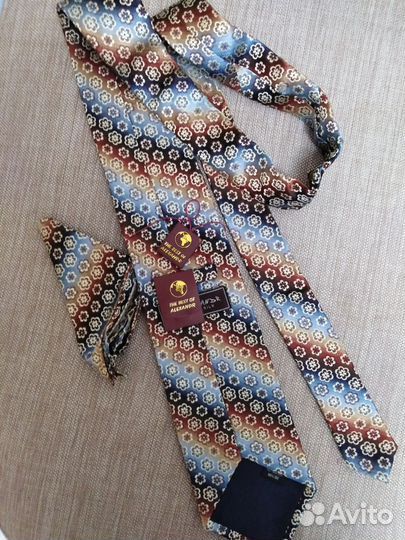 Набор галстук, платочек и запонки