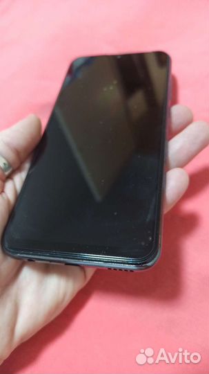 Телефон honor 10i