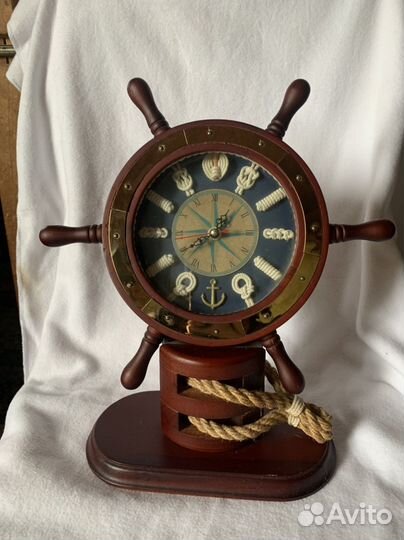 Часы штурвал