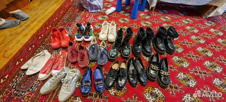 Отдам бесплатно детские вещи