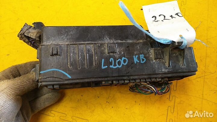 Блок предохранителей L200 (KB)