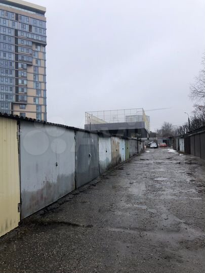 Гараж
