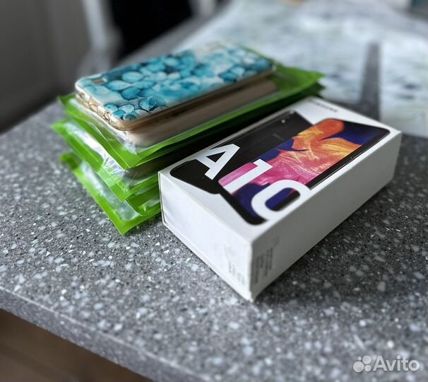 Телефон Samsung А 10
