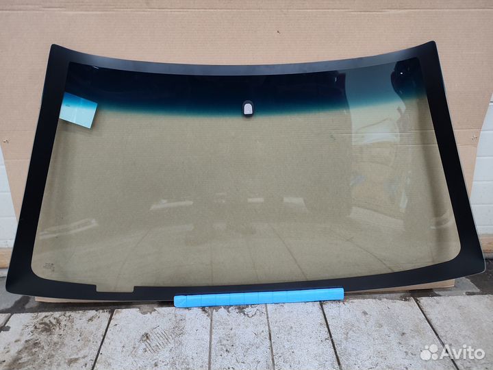 Стекло лобовое Pontiac Grand AM / Buick Skylark