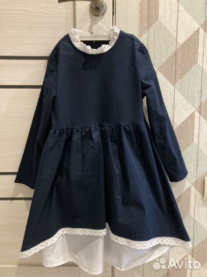 Продам платье школьное